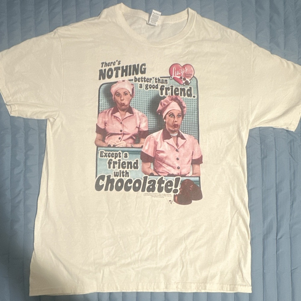 I Love Lucy  T-Shirt Size Large- Unisex